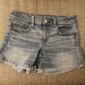 American Eagle Midi Shorts Size 4